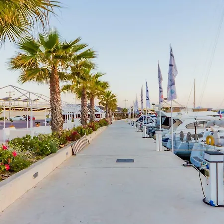 Alegria Id21 شقة *